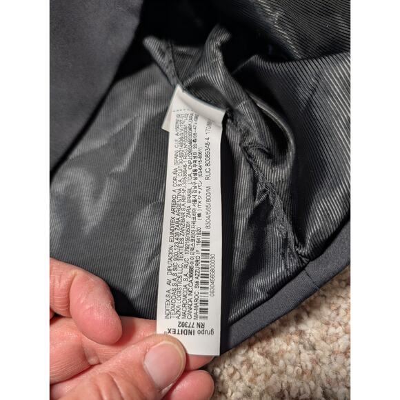 ZARA women's Black VEST, Size Small slightly cropped styling, NWT - Picture 11 of 12